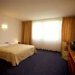 Astoria Superior Hotell 3*