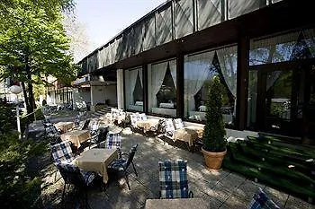Astoria Superior 3* בלד
