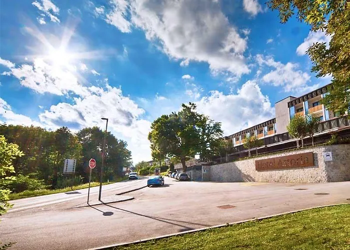 Astoria Superior Hotel 3*