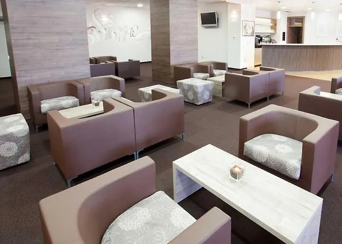 Astoria Superior Hotel 3*