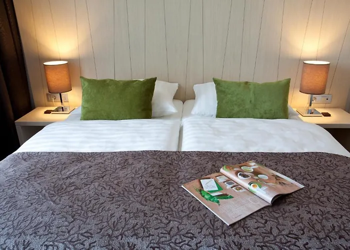 Astoria Superior Hotel 3*