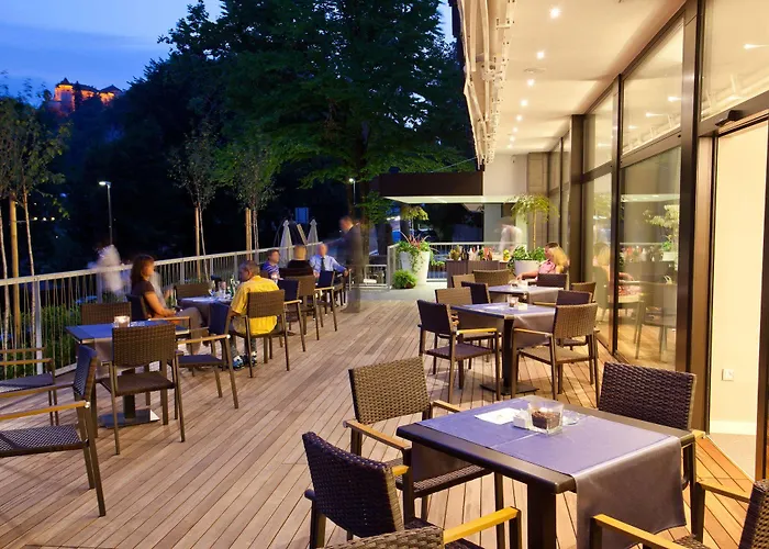 Astoria Superior Hotel 3*